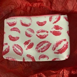 Ipsy makeup bags